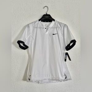 NWT Nike Women’s Softball Short Sleeve Windshirt in White with Black Trim